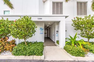 1590 Gulf Blvd, Clearwater Beach, FL 33767 - Photo 7