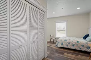 1782 Coconut Dr, Venice, FL 34293 - Photo 13