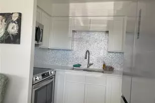 250 Rosery Rd NW, Largo, FL 33770 - Photo 7