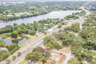 7502 N 40th St, Tampa, FL 33604 - Photo 1