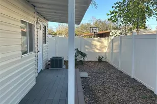 2553 Bermuda St, Clearwater, FL 33763 - Photo 9