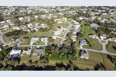 369 San Cristobal Avenue, Punta Gorda, FL 33983 - Photo 3