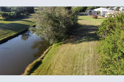 369 San Cristobal Avenue, Punta Gorda, FL 33983 - Photo 5