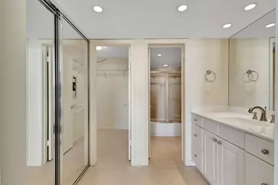 801 Lake Shore Drive #403, West Palm Beach, FL 33403 - Photo 19