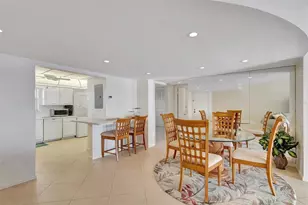 801 Lake Shore Dr, West Palm Beach, FL 33403 - Photo 3