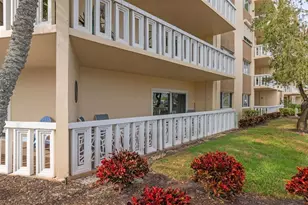 1200 N Shore Dr NE, Saint Petersburg, FL 33701 - Photo 17