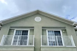 27901 Pleasure Ride Loop, Wesley Chapel, FL 33544 - Photo 3