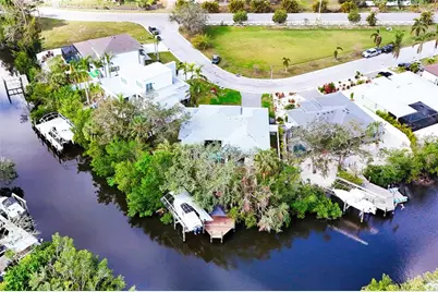 809 30th Court E, Bradenton, FL 34208 - Photo 1