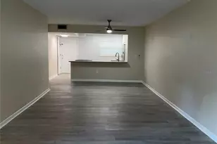 10351 Regal Dr, Largo, FL 33774 - Photo 9