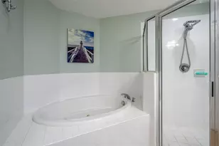 3230 Mangrove Point Dr, Ruskin, FL 33570 - Photo 25