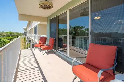 3230 Mangrove Point Drive, Ruskin, FL 33570 - Photo 9