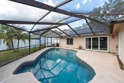 9415 Pebble Glen Avenue, Tampa, FL 33647 - Photo 3
