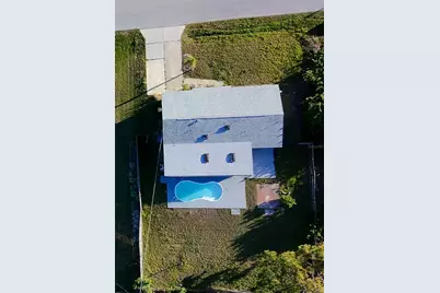 184 Garden Avenue NW, Port Charlotte, FL 33952 - Photo 3