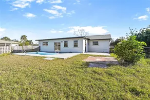 184 Garden Ave NW, Port Charlotte, FL 33952 - Photo 17