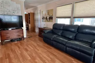 7167 Mt Hawthorne Rd NE, Saint Petersburg, FL 33702 - Photo 13