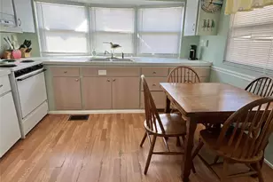 7167 Mt Hawthorne Rd NE, Saint Petersburg, FL 33702 - Photo 11