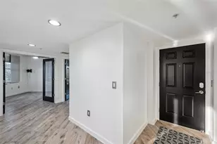 960 Starkey Rd, Largo, FL 33771 - Photo 25