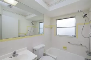 7847 39th Terrace N, Saint Petersburg, FL 33709 - Photo 13