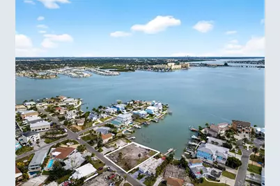 409 161st Avenue, Redington Beach, FL 33708 - Photo 5