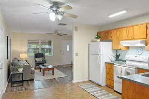 9737 36th Way N, Pinellas Park, FL 33782 - Photo 7