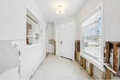 5815 Bali Way S, Saint Pete Beach, FL 33706 - Photo 13