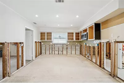 5815 Bali Way S, Saint Pete Beach, FL 33706 - Photo 23