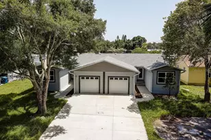 14330 Channel Dr, Largo, FL 33774 - Photo 23