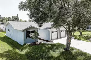 14330 Channel Dr, Largo, FL 33774 - Photo 3