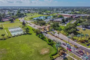 1015 Harefield Cir, Sun City Center, FL 33573 - Photo 41