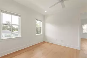 2402 N Glenwood Dr, Tampa, FL 33602 - Photo 51