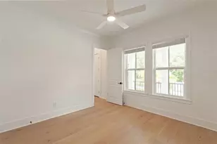 2402 N Glenwood Dr, Tampa, FL 33602 - Photo 31