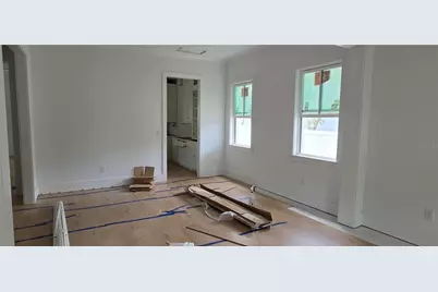 2402 N Glenwood Drive, Tampa, FL 33602 - Photo 7