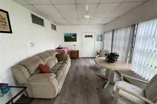 6 Thatch Palm St E, Largo, FL 33770 - Photo 5