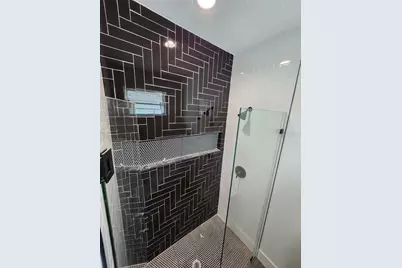 8111 N Edison Avenue, Tampa, FL 33604 - Photo 25