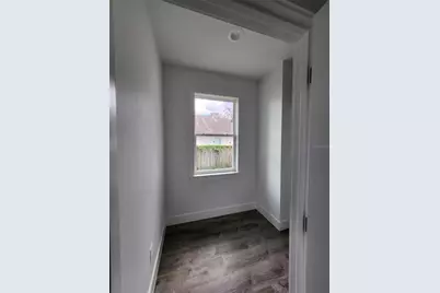 8111 N Edison Avenue, Tampa, FL 33604 - Photo 19
