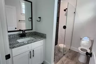 8111 N Edison Ave, Tampa, FL 33604 - Photo 21