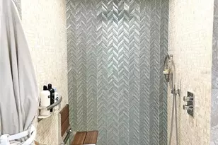 1 Beach Dr SE, Saint Petersburg, FL 33701 - Photo 17