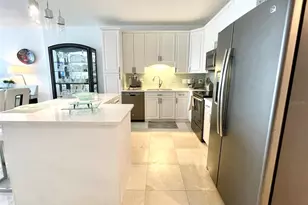 1 Beach Dr SE, Saint Petersburg, FL 33701 - Photo 3