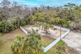 3837 Streamside Ln, New Port Richey, FL 34655 - Photo 1