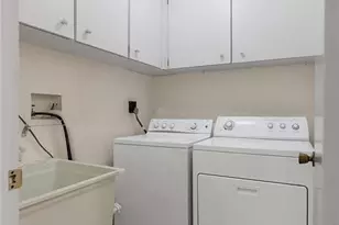 700 Starkey Rd, Largo, FL 33771 - Photo 25