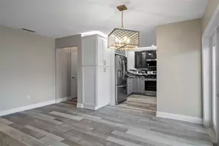 5075 Starfish Dr SE, Saint Petersburg, FL 33705 - Photo 13