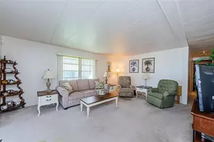 19 Drury Ln, Tarpon Springs, FL 34689 - Photo 9