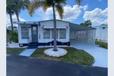 4851 W Gandy Boulevard #B10L30, Tampa, FL 33611 - Photo 1