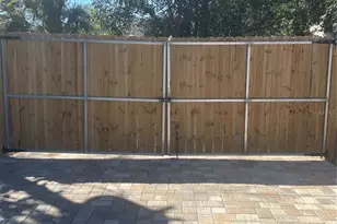 2235 20th St S, Saint Petersburg, FL 33712 - Photo 25