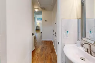 2235 20th St S, Saint Petersburg, FL 33712 - Photo 9