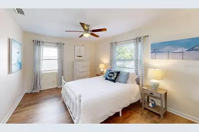 2235 20th St S, Saint Petersburg, FL 33712 - Photo 25