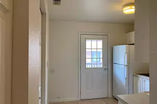 12403 Hibiscus Oak Pl, Tampa, FL 33612 - Photo 11