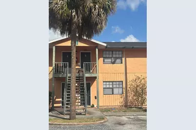12403 Hibiscus Oak Place #202, Tampa, FL 33612 - Photo 5