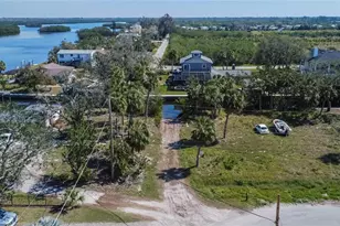 1019 Canal St, Ruskin, FL 33570 - Photo 45