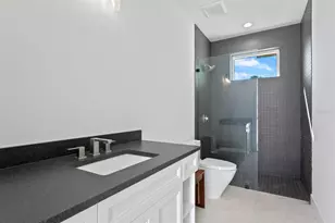 1401 Brightwaters Blvd NE, Saint Petersburg, FL 33704 - Photo 53